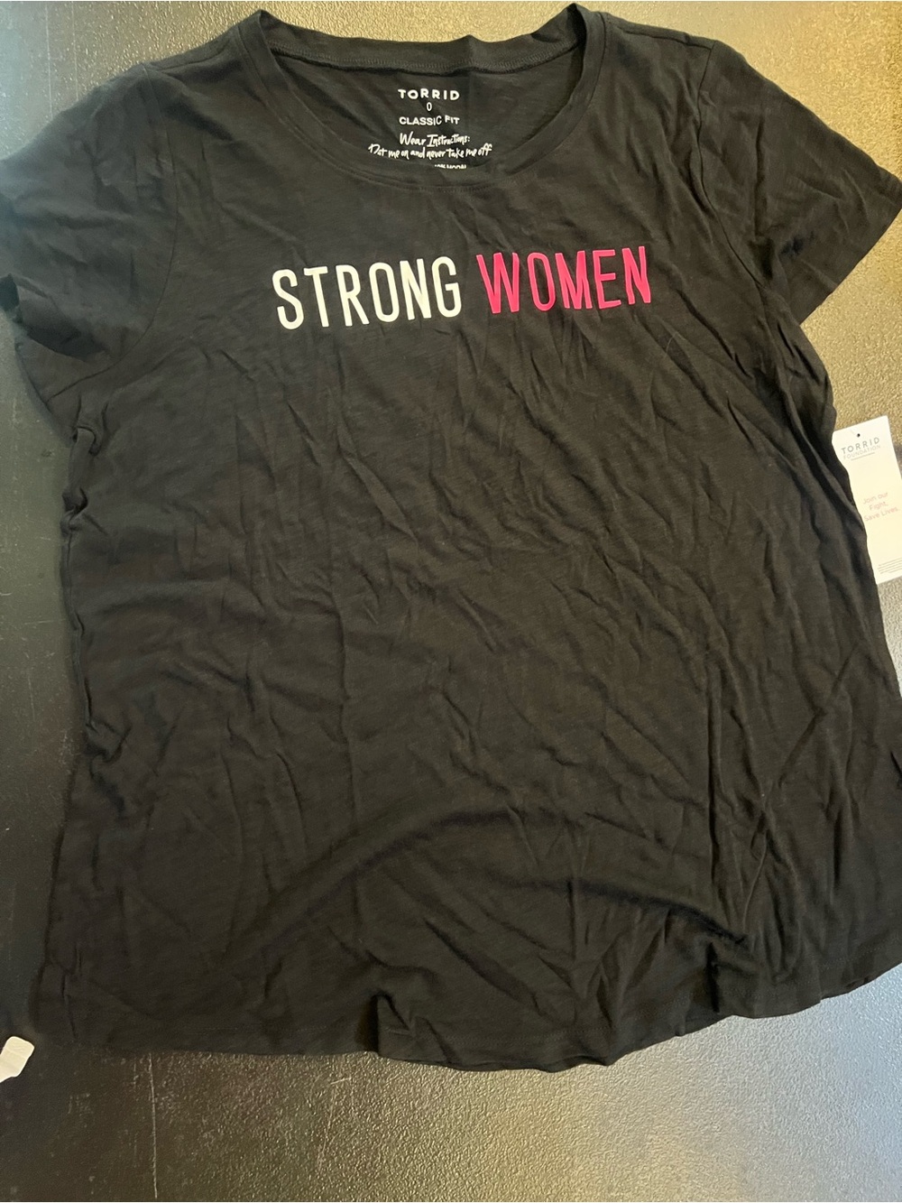 TORRID Women’s Black Tee w/White & Pink 'STRONG WOMEN' Graphic. NEW-Never Worn.